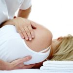 woman and chiropractor